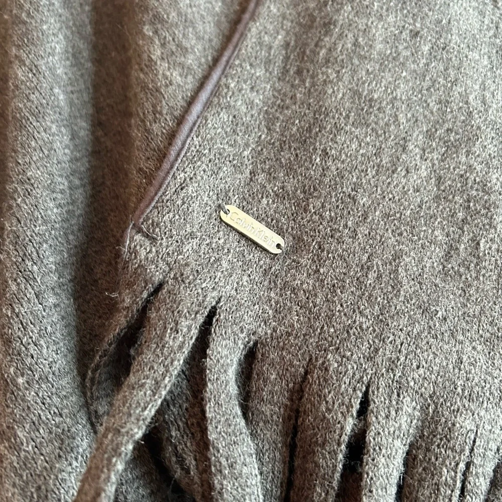 Calvin Klein Black and Gray Shawl has piling but GUC
